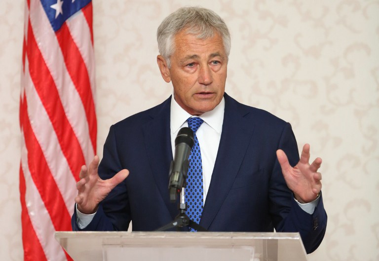 'PIVOT' TOUR. US Defense Secretary Chuck Hagel speaks to the media during a joint news conference in Kuala Lumpur on August 25, 2013. AFP / Kamarul Akhir