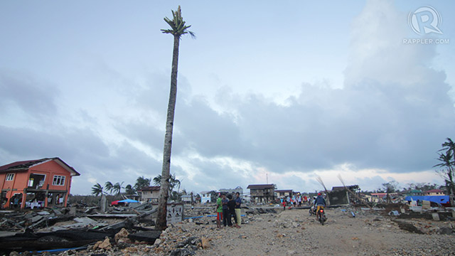 RUINS. Typhoon Yolanda (Haiyan) leaves a trail of devastation in the town of Hernani in Eastern Samar. Photo by Franz Lopez/Rappler