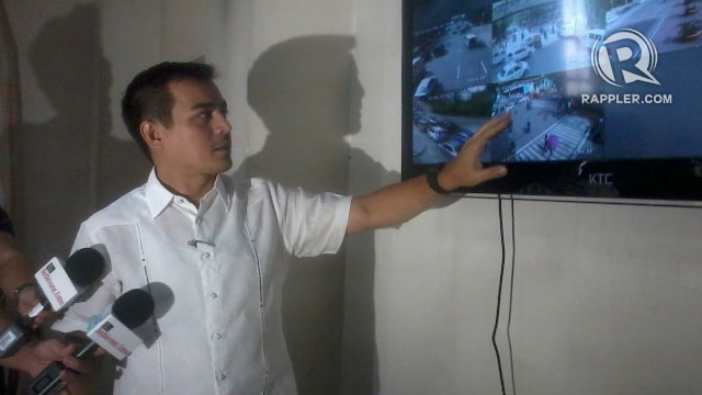 SURVEILLANCE. Vice Mayor Isko Moreno shows eight CCTV cameras installed in major intersections in the city. Photo by Rappler/Jee Geronimo