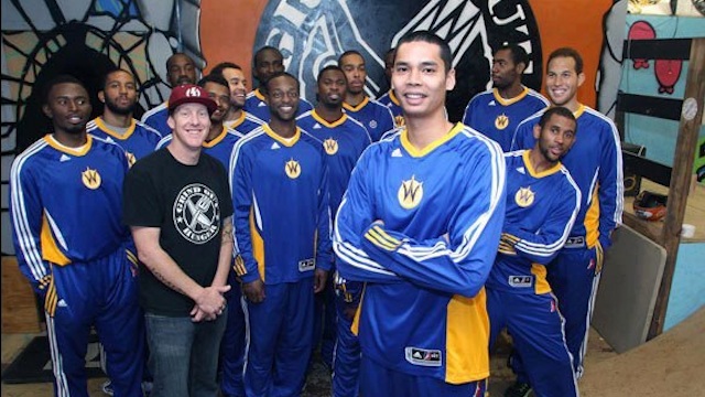 Aguilar (front) poses with his SC Warriors team mates. Photo from Aguilar's fan club page on Facebook