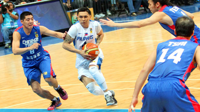KEY. Alapag and his fellow playmakers will be vital for Gilas tonight. Photo by FIBA Asia/Nuki Sabio.
