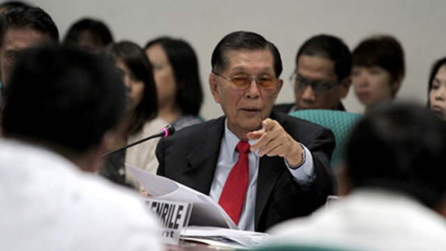 'MAKING EXCUSES.' Senate President Juan Ponce Enrile said SMBA officials were making excuses when they tried to explain a smuggling attempt by saying Subic is a freeport zone. Photo by Joseph Vidal/Senate PRIB 