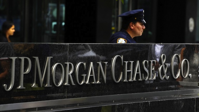 POSSIBLE DOWNGRADE. JPMorgan Chase is among the 6 major banks being considered for a downgrade by Moody's. AFP PHOTO/TIMOTHY A. CLARY