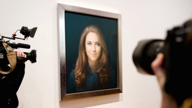 ROYAL PORTRAIT. The first official portrait of Catherine, The Duchess of Cambridge, was unveiled at the National Portrait Gallery in central London. Photo from AFP
