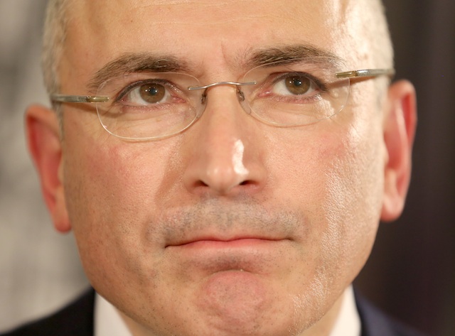 FIGHTING ON. Russian former oil tycoon Mikhail Khodorkovsky at a press conference in Berlin, Germany, 22 Dec 2013. Kay Nietfeld/EPA