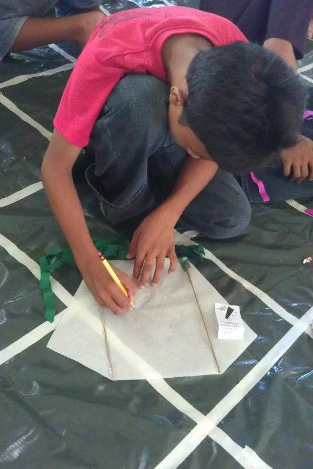 BUILDING WINGS. KAP organizes workshops in Davao. Photo from KAP’s Facebook page.