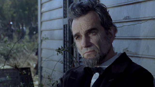 OUTSTANDING ACTING. Daniel Day Lewis as Abraham Lincoln has not been winning the Best Actor trophy in this year's awards season for nothing. Photo from the 'Lincoln' Facebook page