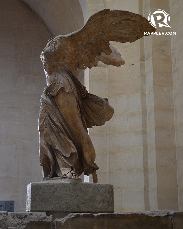 MASSIVE. This huge statue is one of the first things that will welcome you into the Louvre