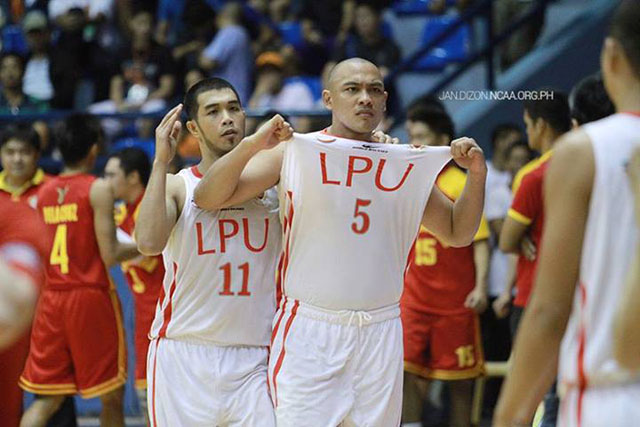 LOUD AND PROUD. Mendoza scored the lone Lyceum basket. Photo by NCAA.org.ph/Jan Dizon.