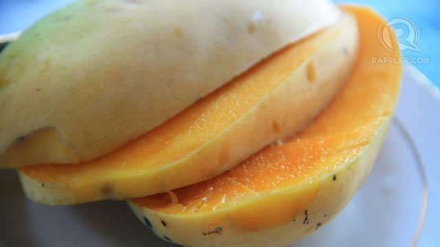 THE MANGO'S SWEETNESS PERFECTLY matched the sweetness of the Guimaras locals