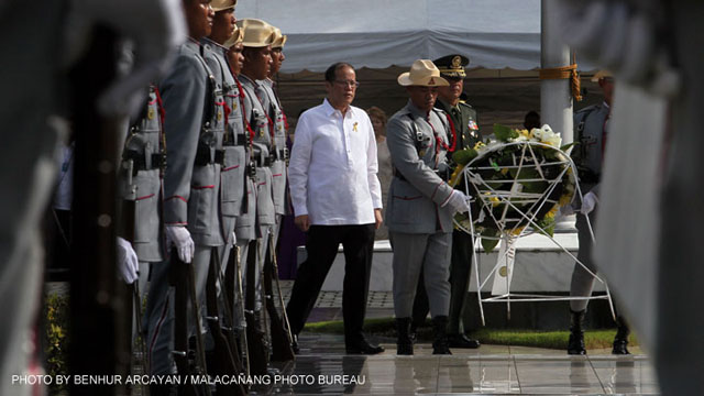 President Benigno S. Aquino III leads the rites for National Heroes Day commemoration at the Libingan ng Mga Bayani in Taguig City on Monday, August 27. Photo by Malacañang Photo Bureau