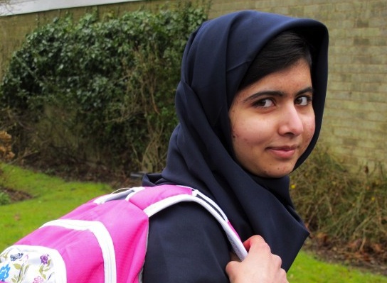 Pakistani schoolgirl Malala Yousafzai is pictured holding a backpack in Birmingham, central England, on March 19, 2013 before returning to school for the first time since she was shot in the head by the Taliban in October 2012 for campaigning for girls' education. AFP PHOTO/HO/MALALA PRESS OFFICE/LIZ CAVE