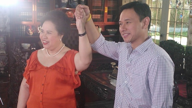 ENDORSER. Sen Miriam Defensor-Santiago says she wants young senatorial candidates like Sonny Angara to win in the 2013 polls, instead of 'octogenarians who are actually campaigning for wheelchairs.' Photo from Sonny Angara Movement Philippines