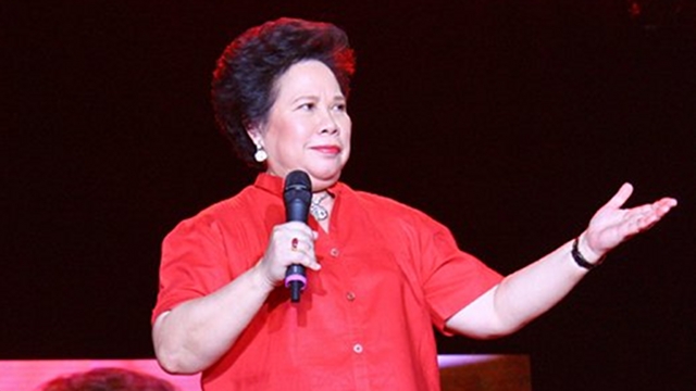 'TAKE IT FROM HER.' Senator Miriam Defensor Santiago warns politicians against being common candidates of various political parties. File photo of Santiago campaigning with the NP in 2010 from her Facebook page 
