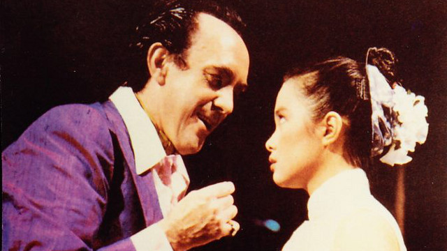 ORIGINAL KIM. A teenage Lea Salonga as Kim (right) with Jonathan Pryce as the Engineer at the world premiere of 'Miss Saigon' in London almost 25 years ago. Image from the Miss Saigon: The 2012 Auditions Facebook page