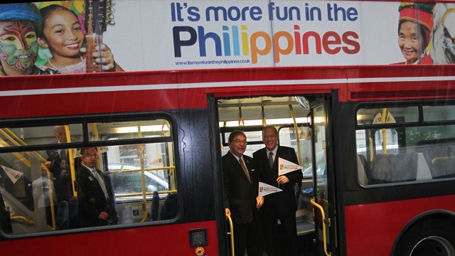BEYOND SLOGAN? President Aquino cites infrastructure projects as key to improving the Philippines' tourist arrivals. File photo from Malacañang Photo Bureau 