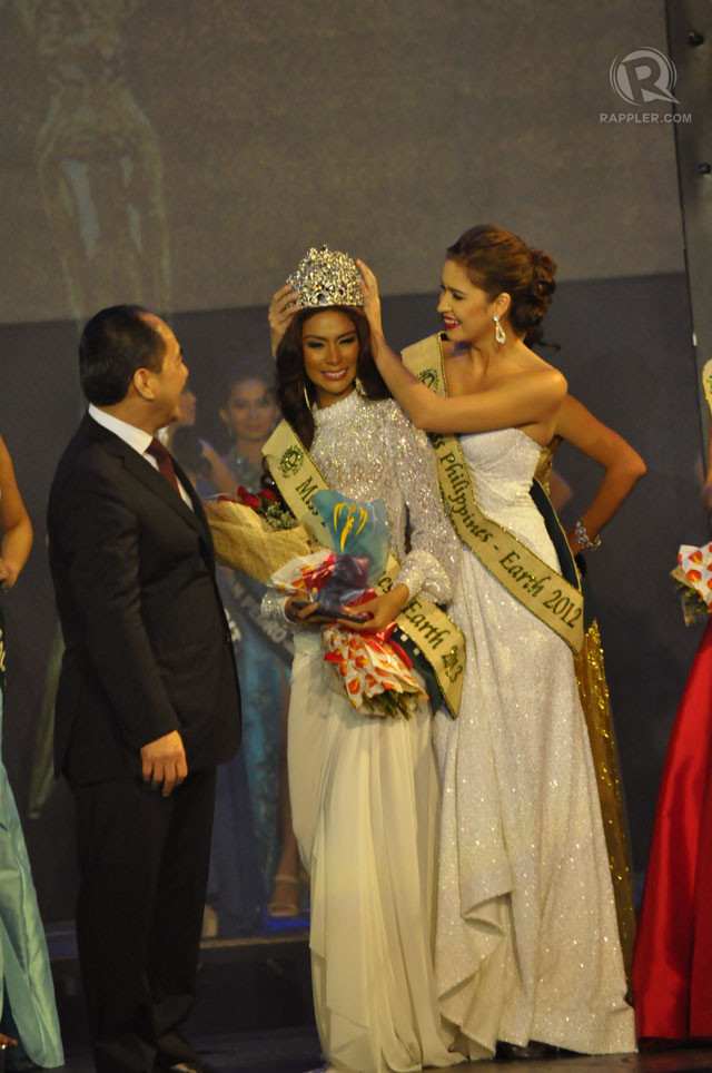 MISS PH EARTH 2013. Miss Olongapo Angelee delos Reyes proved that pageant experience wins crowns