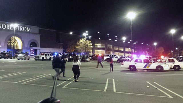 SHOOTING AT MALL. A handout image released by an Instagram user who asked not to be identified shows the scene outside the Westfield Garden State Plaza Mall after a possible gunman was reported in the mall in Paramus, New Jersey, USA, 04 November 2013. EPA/Stringer via Instagram