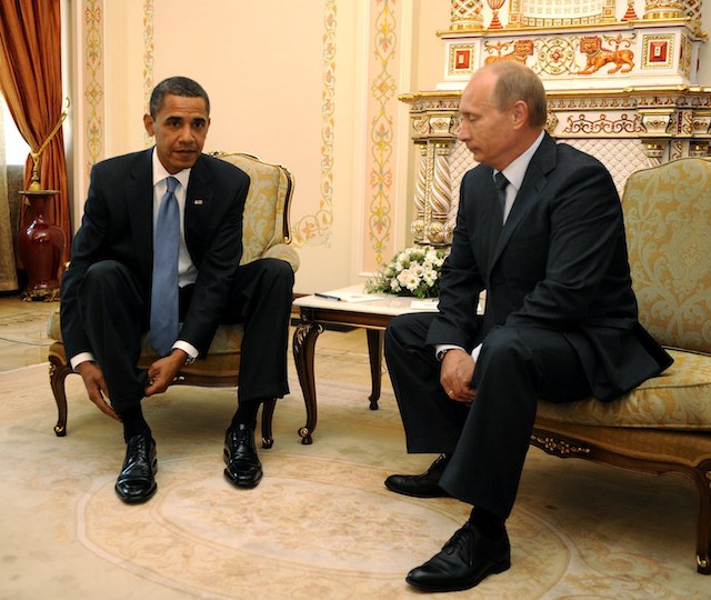 NEXT MEETING CANCELED. A file picture dated 07 November 2009 shows US President Barack Obama (L) adjusting his socks as he talks with Russian Prime Minister Vladimir Putin during a meeting at Putin's home Novo Ogaryovo in Moscow, Russia. Photo by EPA/Shawn Thew