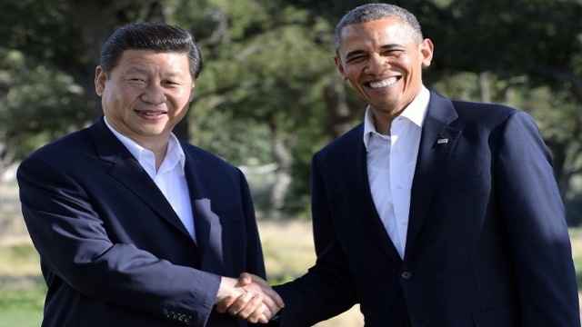 NO FORMALITY. US President Barack Obama shakes hands with Chinese President Xi Jinping before their bilateral meeting at the Annenberg Retreat at Sunnylands in Rancho Mirage, California. AFP PHOTO/Jewel Samad