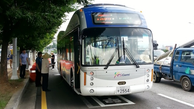 ELECTRIC BUS. The Online Electric Vehicle (OLEV) during a test run. Image courtesy of KAIST