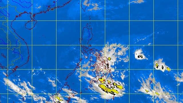 NO LPA. The potential storm south of Mindanao has dissipated. PAGASA satellite image as of 4:01 am