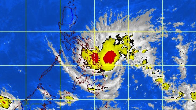 'QUINTA' THREATENING VISAYAS, MINDANAO. Satellite image at 10.30 am courtesy of PAGASA