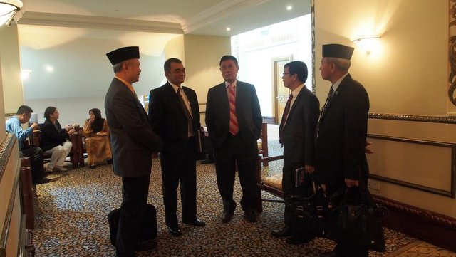 SUPPORT. Deputy Speaker Pangalian Balindong joins the 39th round of GPH-MILF talks as an observer. Photo by OPAPP