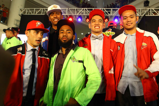 PICK OF THE LITTER. The top 5 picks in the 2014 PBA Draft pose for photos. Photo by Josh Albelda