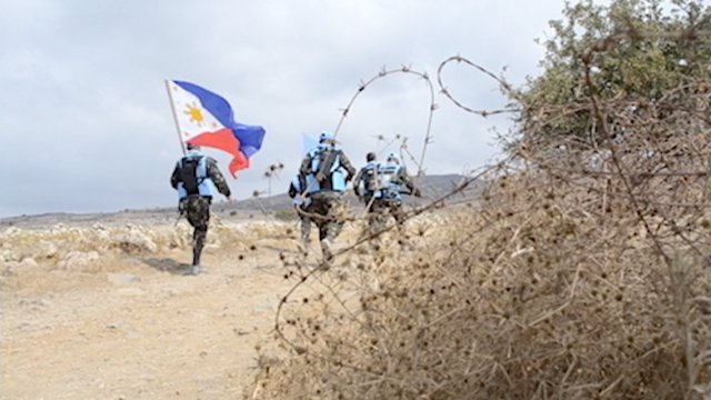 KEEPING THE PEACE. More than 300 Filipino soldiers are part of a 1,000 person UN peace-keeping force in the conflict-rife Golan Heights. Photo by Frank Sayson.