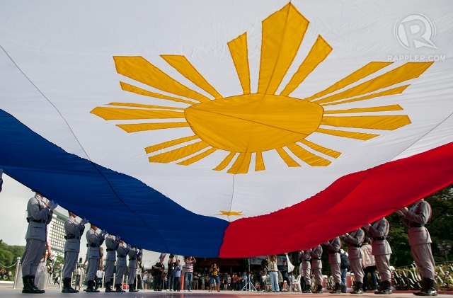 FOR UNITY. The Komisyon sa Wikang Filipino wants to discard the use of 'Pilipinas' to refer to the country. File photo by Roy Lagarde