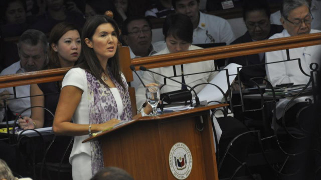 Senator Pia Cayetano defends the RH Bill. Photo from Pia Cayetanos' Facebook Page.