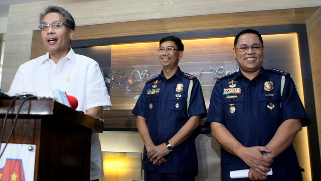 CHANGE OF LEADERSHIP. DILG Secretary Mar Roxas announced Thursday, December 13, that Deputy Director General Alan Purisima will be the new Philippine National Police chief starting December 18. Photo from DILG.