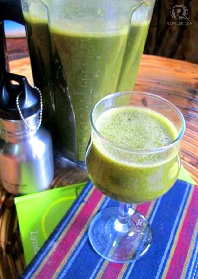 DON'T JUDGE BY ITS COLOR. The green smoothie, a blend of fruits and leafy greens, is a raw food staple both Asha and Daniw recommend that people incorporate in their lifestyle. Photo from Raw Food Pinoy