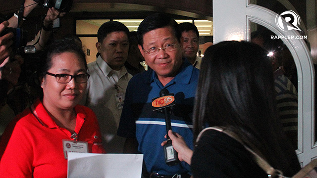 SURRENDER. Former PNP chief Avelino "Sonny" Razon Jr surrenders to the Sandiganbayan on August 28. Photo by Ben Nabong