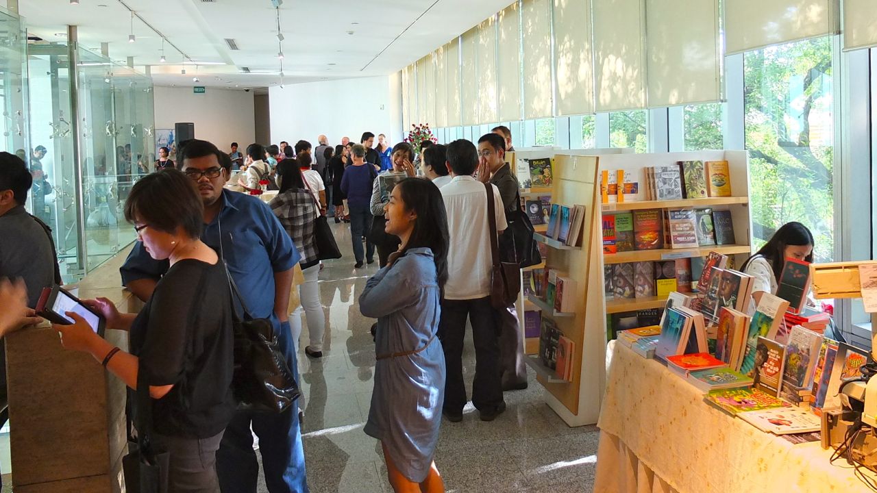 EAT, BREATHE, LIVE, BLEED BOOKS. Writers and readers enjoy food, drinks and books on the last day of Read Lit District at the Ayala Museum