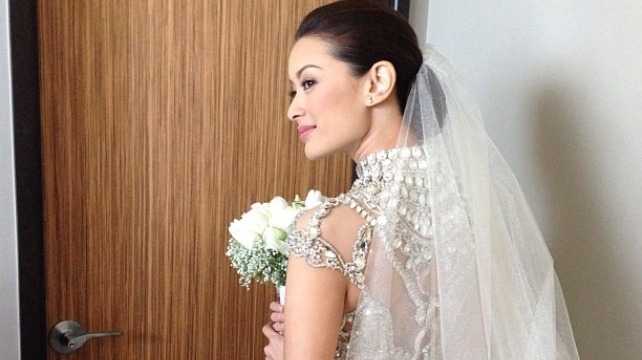 TO MARRY HER PRINCE. Maricar Reyes on her wedding day, June 9, 2013. Photo courtesy of Jerry Javier