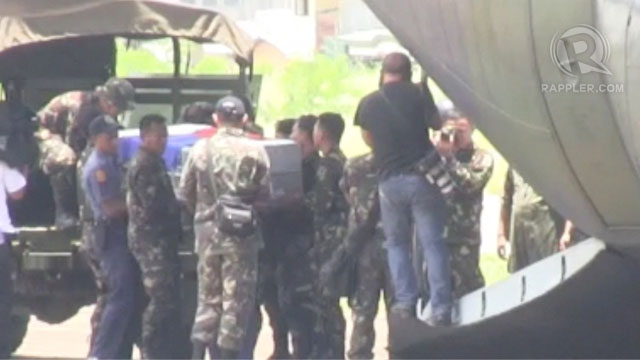 COMING HOME. The late Jesse Robredo's casket is brought to Naga from Masbate. 
