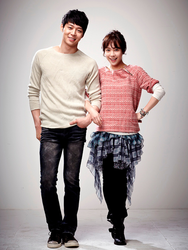 BACK FOR MORE. Park Yoo Chun (left) is set to captivate hearts once again in 'Rooftop Prince'