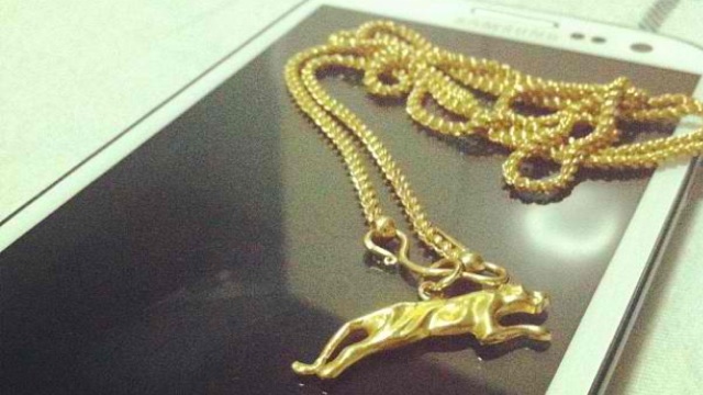 MOTHER'S GIFT. Photo of the necklace snatched from Roopak Ramachandran-Nair.