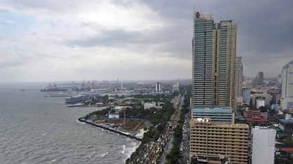 ROXAS BOULEVARD. Aerial view of Manila Bay. AFP photo