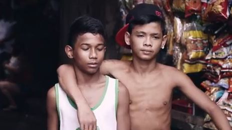 ALLEN ANAS AND TUGO Cunanan play B-Boy Mouse and his older brother in the music video. Screen grab from YouTube (RudimentalUk)