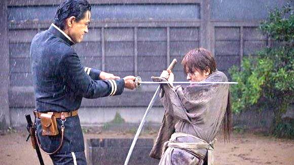 SAITO VS KENSHIN. A sample of the movie's great cinematography and fight choreography. Image from the movie's Facebook fan page