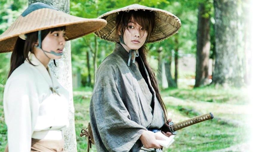 PAST IS PAST. Kaoru and Kenshin in serious discussion. Image from the movie's Facebook fan page