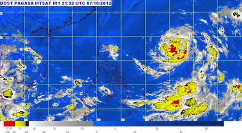 MTSAT ENHANCED-IR Satellite Image 5:32 a.m., 08 October 2012. Image courtesy of PAGASA.