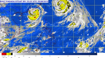 MTSAT ENHANCED-IR Satellite Image showing typhoon Julian (Bolaven) at the top right side, while typhoon Igme (Tembin) is at the upper left side, 7:32 a.m., 26 August 2012. Image courtesy of PAGASA.