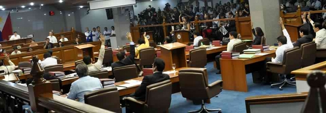 SENATE VOTING. The Senate votes on amendments to the RH bill. Photo from Sen Pia Cayetano's Facebook page 