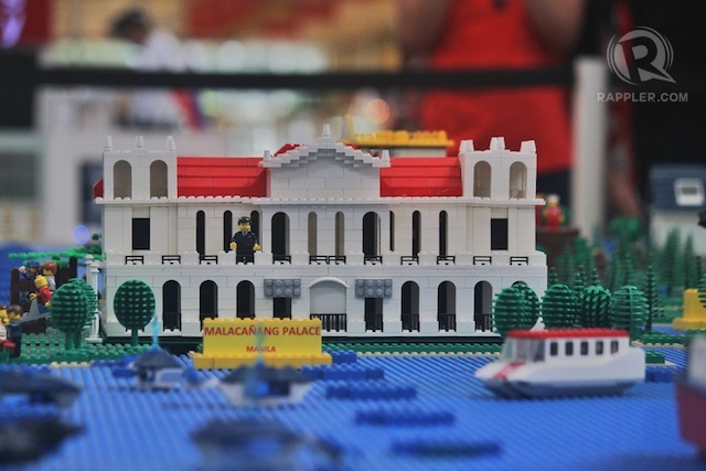 Malacañang's mini-me at the LEGO map on display in Davao City. Photo by Karlos Manlupig/Rappler
