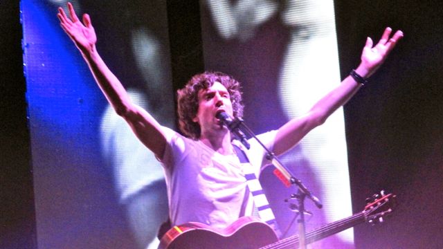 SNOW PATROL's GARY LIGHTBODY: 'This is a first time we will never forget.' Photo by Kara Guioguio