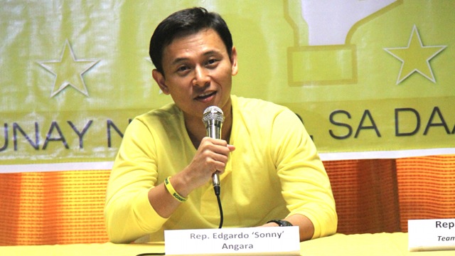 FULL DISCLOSURE. Rep Sonny Angara said he is willing to disclose both his Statement of Assets, Liabilities and Net Worth for 2012 as well as his Income Tax Return. Photo from Team PNoy Media Bureau